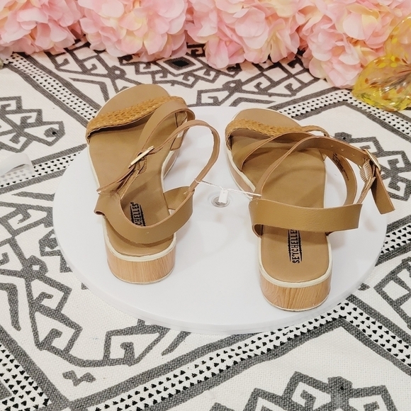 SEYCHELLES Sportie Tan Ankle Strap Sandal Size: 7.5M - Picture 4 of 10